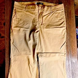 NWOT Kut from the Kloth size 14 tan beige pants tattered end casual nice